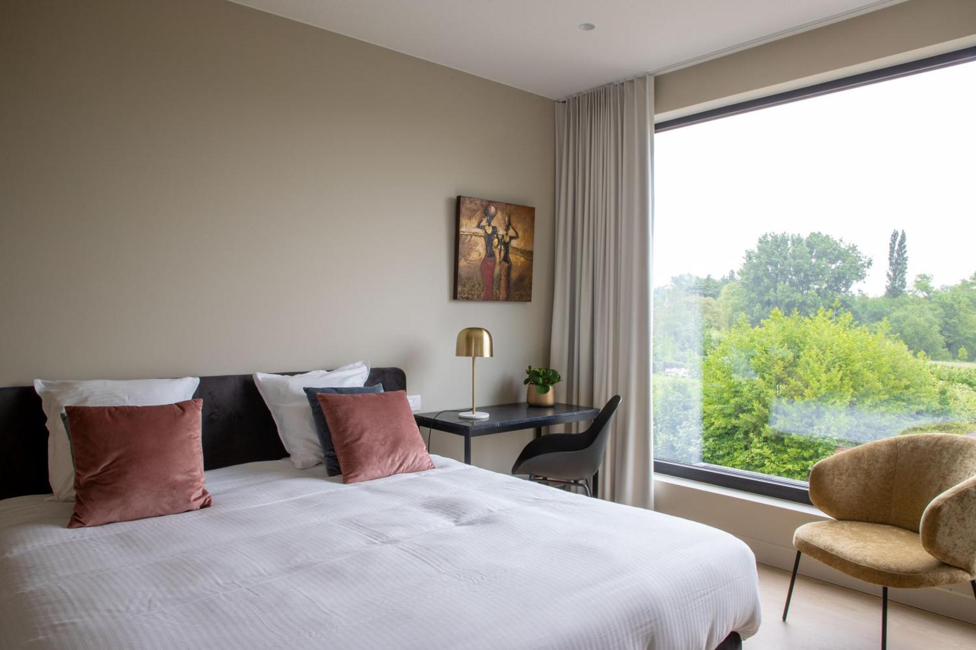Tuss Bed and Breakfast Kortrijk Eksteriør billede